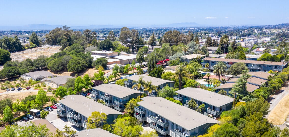 Photos and Video of Walnut Hills Apartments in Hayward, CA